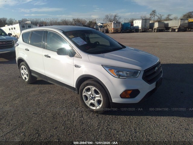 1FMCU0F75HUA69028  ford escape 2017 IMG 0