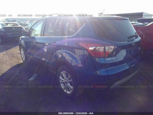 1FMCU0GD1HUA99888  ford escape 2017 IMG 2