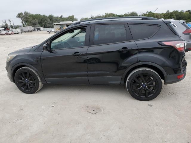 1FMCU0GD2HUA45239  ford escape 2017 IMG 1