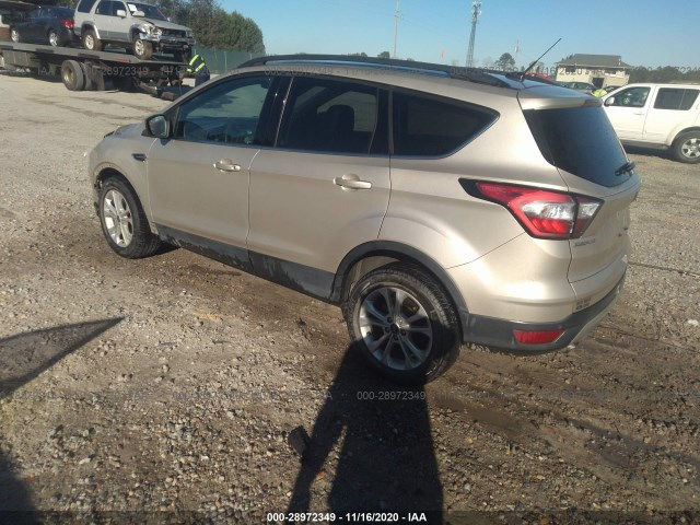 1FMCU0GD5HUC42955  ford escape 2017 IMG 2