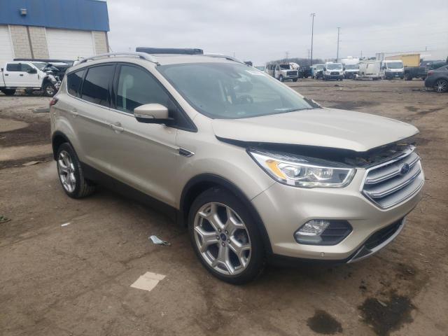 1FMCU0J95HUB72877  ford escape 2016 IMG 3