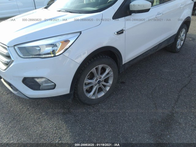 1FMCU9GD2HUA62790  ford escape 2017 IMG 4