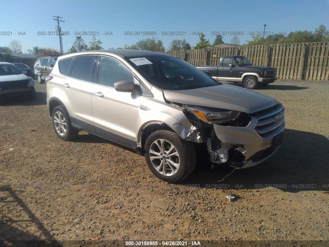 1FMCU9GD6HUC36750  ford escape 2017 IMG 0