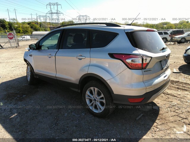 1FMCU9GD6HUC38899  ford escape 2017 IMG 2