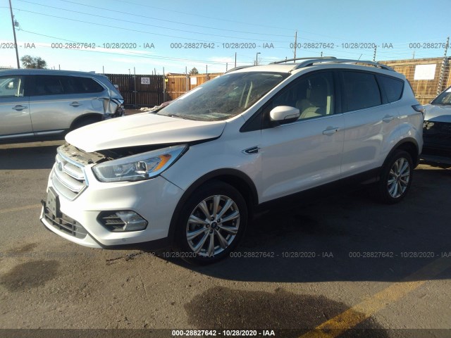 1FMCU9J90HUB80406  ford escape 2017 IMG 1