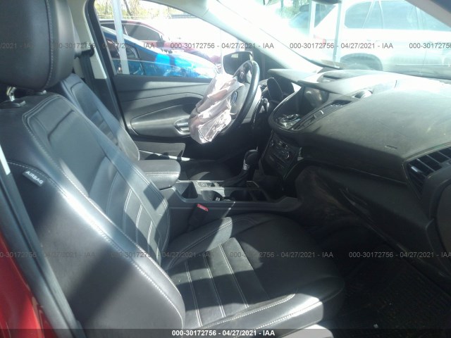 1FMCU9J92HUA45167  ford escape 2017 IMG 4