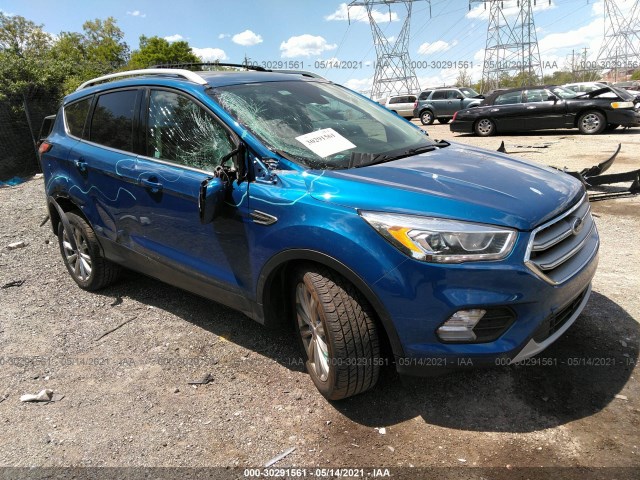 1FMCU9JD8HUB85261  ford escape 2017 IMG 0