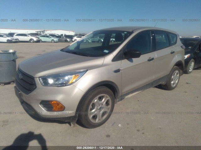 1FMCU0F73HUC00392  ford escape 2017 IMG 1