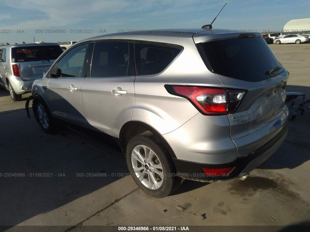 1FMCU0G95HUC52624  ford escape 2017 IMG 2