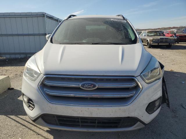 1FMCU0GD2HUD18535  ford escape 2017 IMG 4