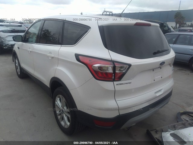 1FMCU0GD4HUC80029  ford escape 2017 IMG 2