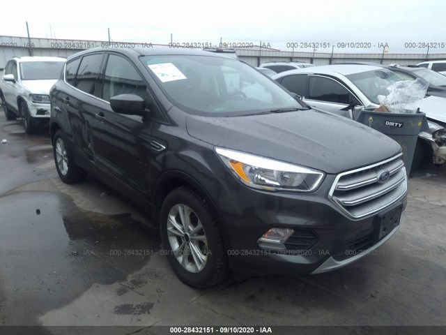 1FMCU0GD4HUE94390  ford escape 2017 IMG 0