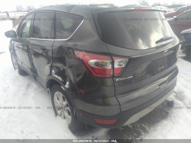1FMCU0GD8HUE10345  ford escape 2017 IMG 2