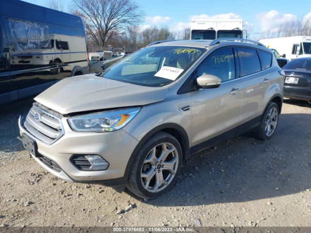 1FMCU0J98HUE26033  ford escape 2017 IMG 1