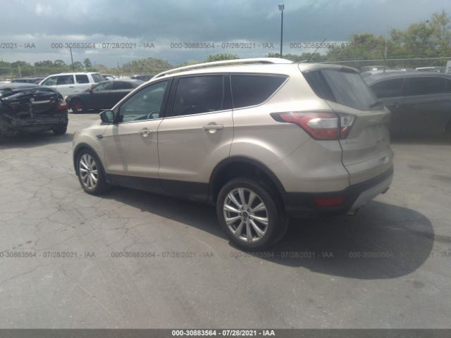 1FMCU0J99HUD72855  ford escape 2017 IMG 2