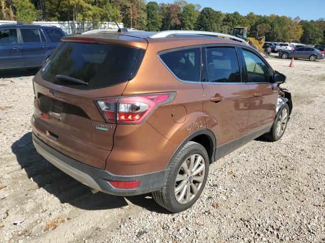 1FMCU0JD1HUA04657  ford escape 2017 IMG 2