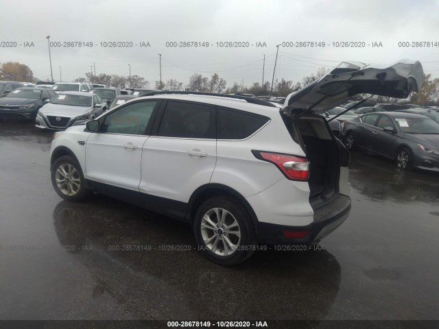 1FMCU9GD0JUB17047  ford escape 2018 IMG 2