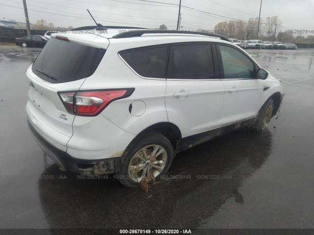 1FMCU9GD0JUB17047  ford escape 2018 IMG 3