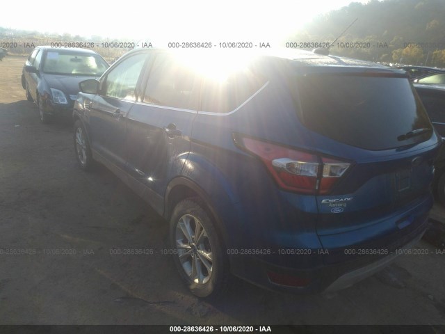 1FMCU9GD3HUC75568  ford escape 2017 IMG 2