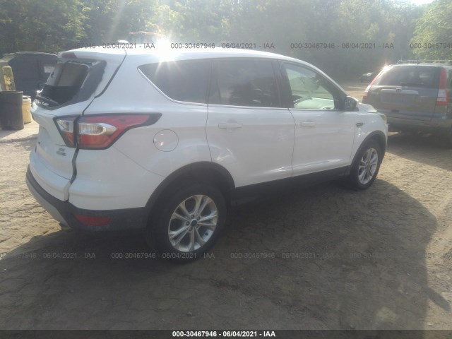 1FMCU9GD4HUD23336  ford escape 2017 IMG 3