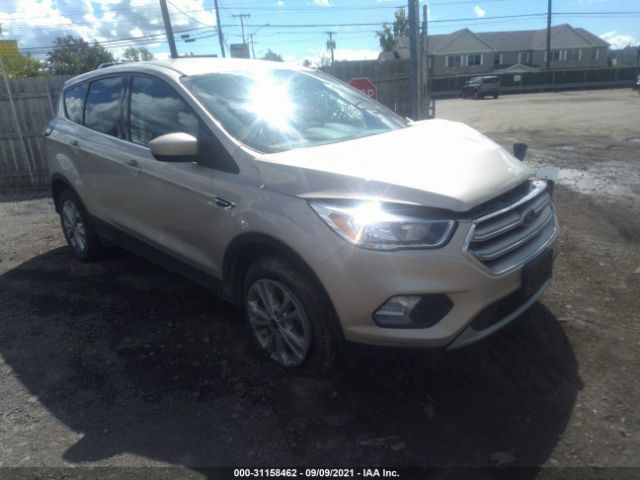 1FMCU9GD7HUE13953  ford escape 2017 IMG 0