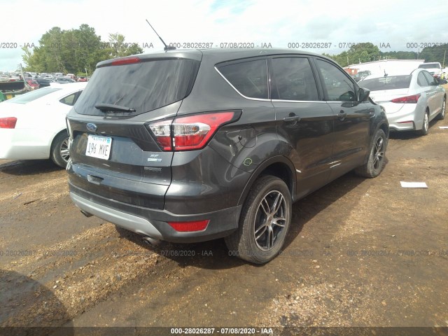 1FMCU9GD9HUC87465  ford escape 2017 IMG 3