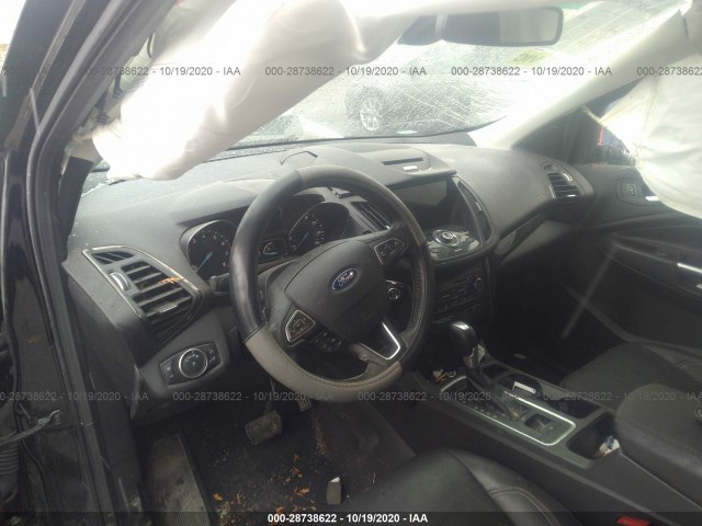 1FMCU9J91HUA94473  ford escape 2017 IMG 4