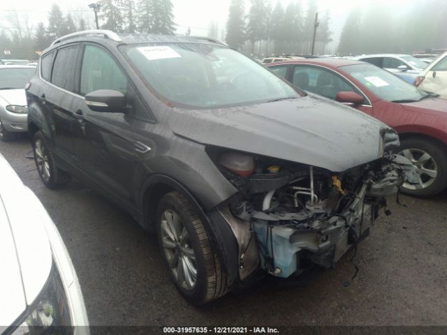 1FMCU9J92HUD29477  ford escape 2017 IMG 0