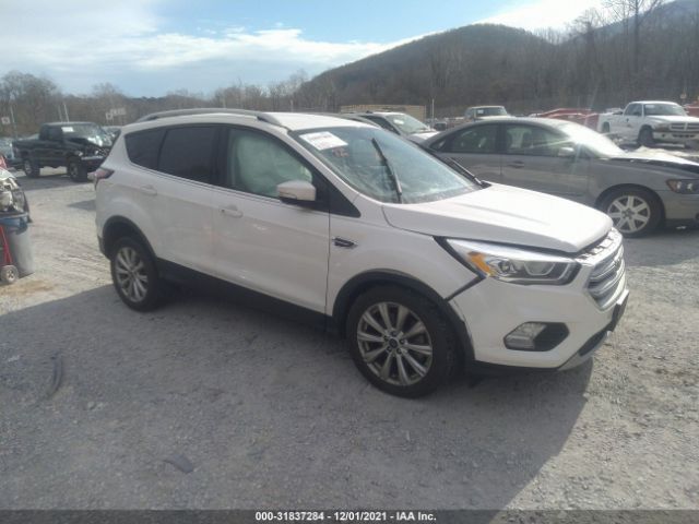 1FMCU9J97HUE30904  ford escape 2017 IMG 0