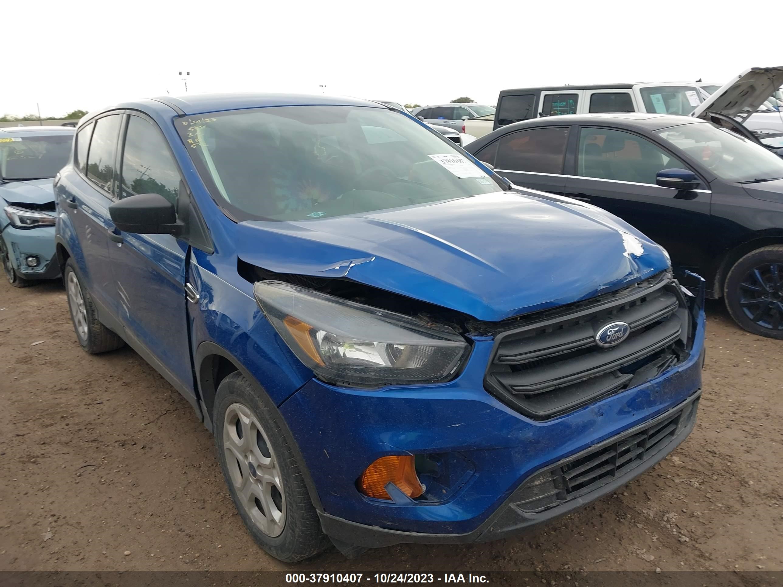 1FMCU0F76JUC06774  ford escape 2018 IMG 0