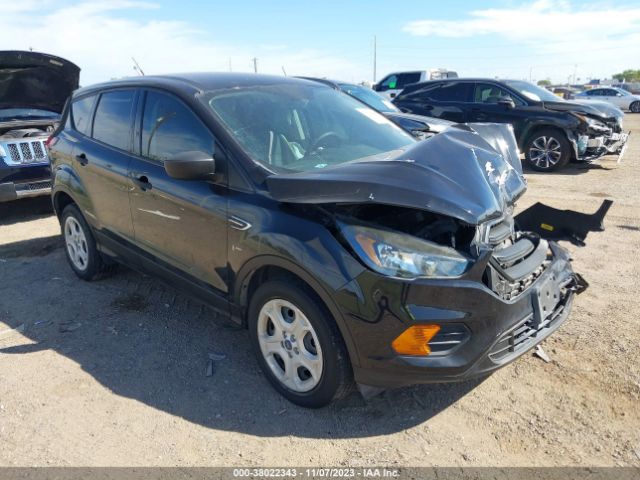 1FMCU0F7XKUA17739  ford escape 2019 IMG 0