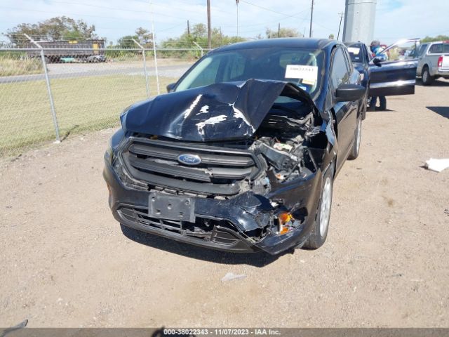 1FMCU0F7XKUA17739  ford escape 2019 IMG 5