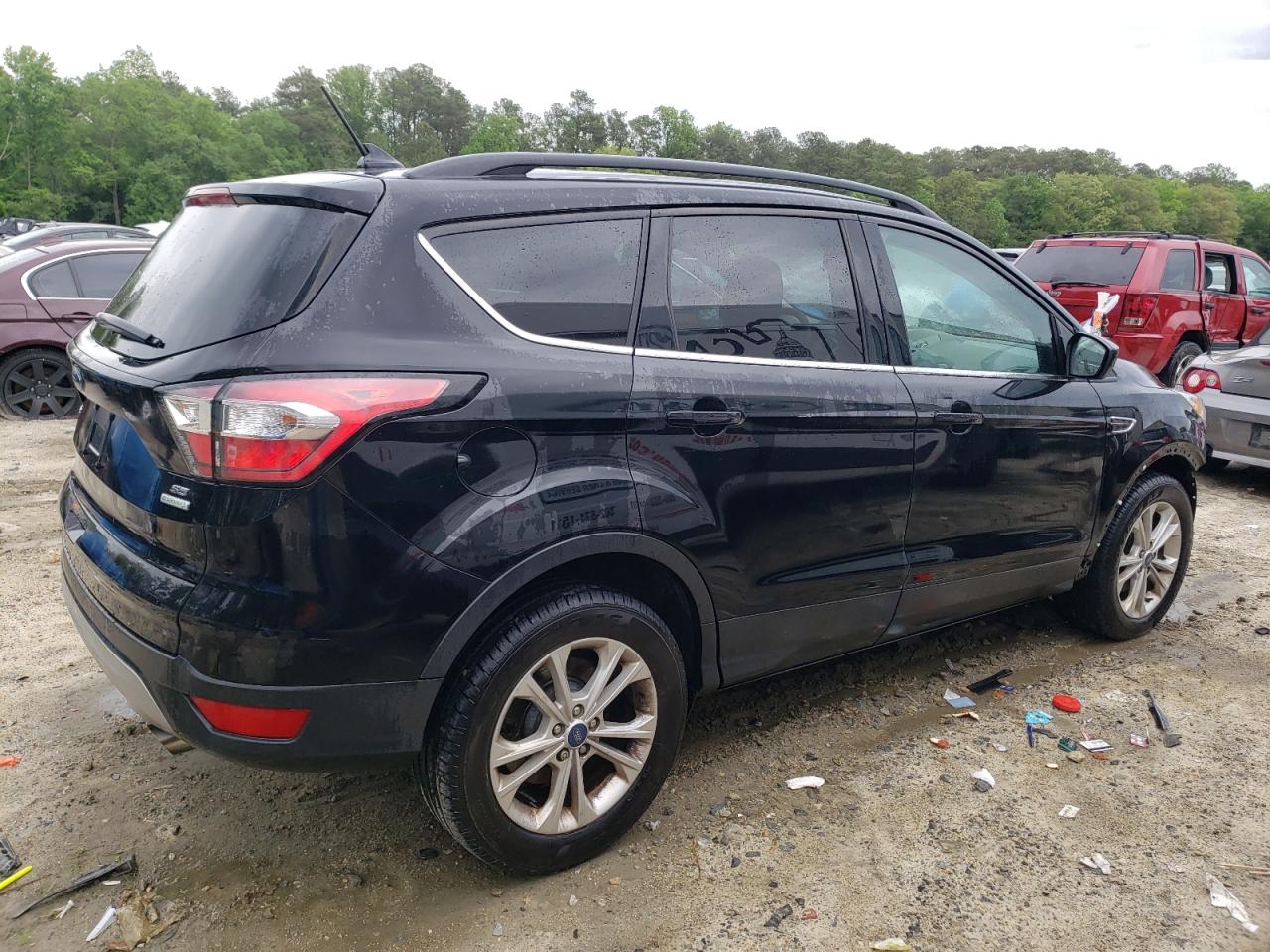 1FMCU0GD2JUB34363  ford escape 2018 IMG 2