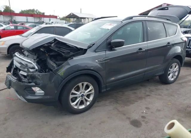 1FMCU0GD2JUB62048  ford escape 2018 IMG 1