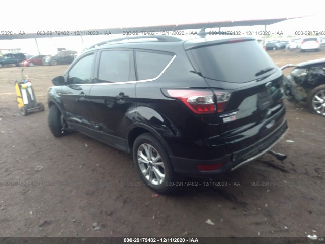 1FMCU0GD6JUC70866  ford escape 2018 IMG 2