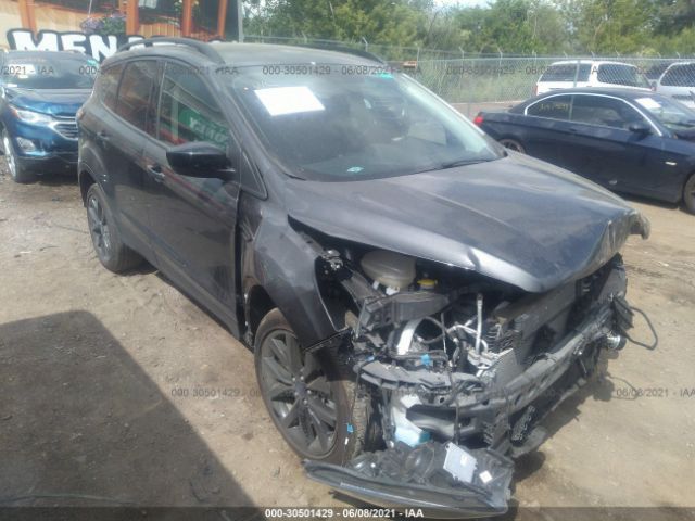 1FMCU9GD0JUC58667  ford escape 2018 IMG 0