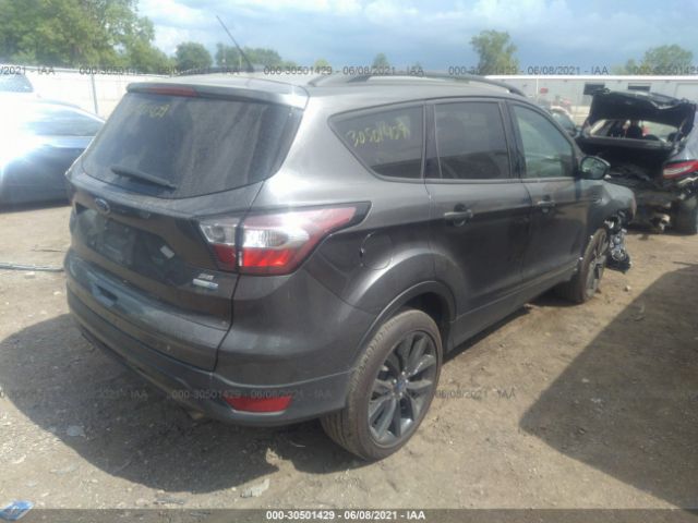 1FMCU9GD0JUC58667  ford escape 2018 IMG 3