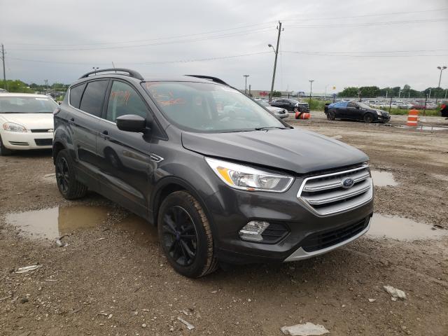 1FMCU9GD3JUD28534  ford escape 2018 IMG 0