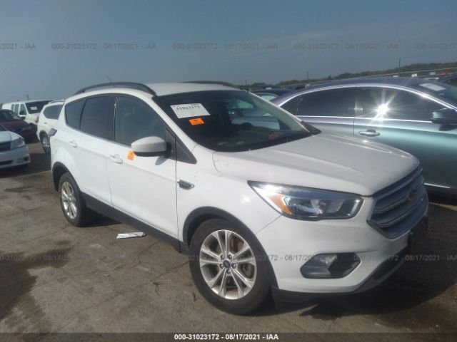 1FMCU9GD4JUB68826  ford escape 2018 IMG 0