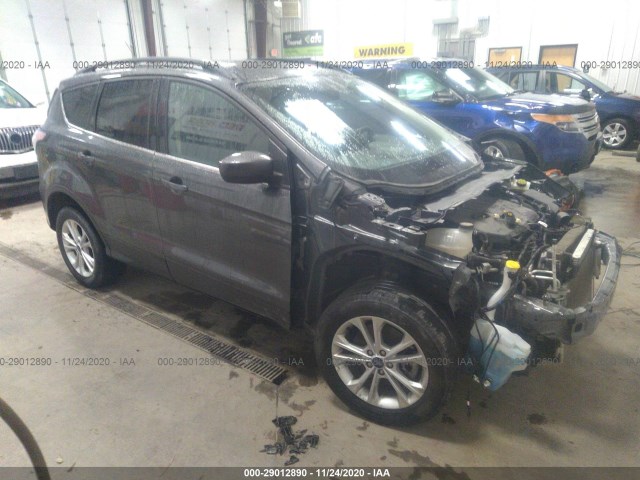 1FMCU9GD8JUC61526  ford escape 2018 IMG 0