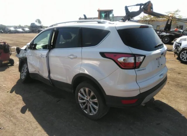 1FMCU9J90JUC21798  ford escape 2018 IMG 2