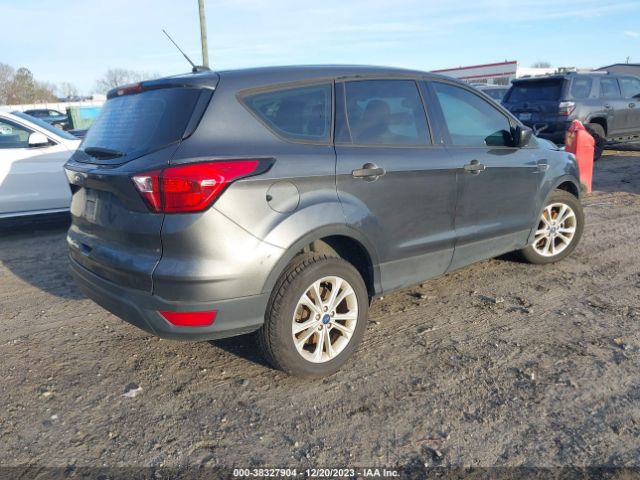 1FMCU0F70KUA88139  ford escape 2019 IMG 3