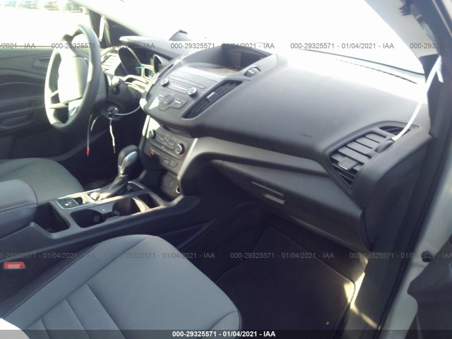 1FMCU0F73KUA99510  ford escape 2019 IMG 4