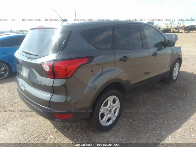 1FMCU0F79KUB00188  ford escape 2019 IMG 3