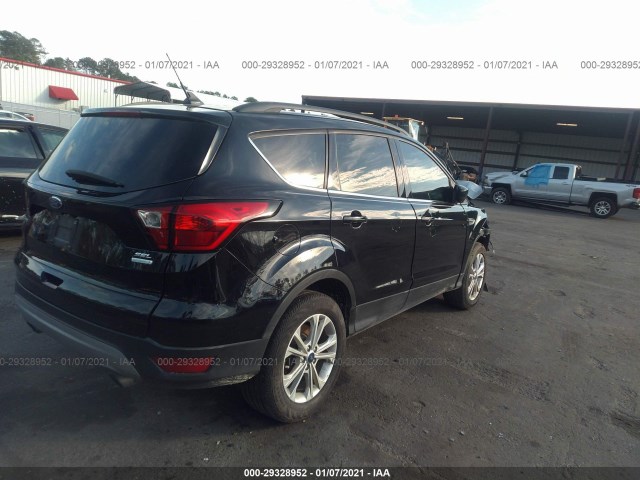 1FMCU0HDXKUA90161  ford escape 2019 IMG 3