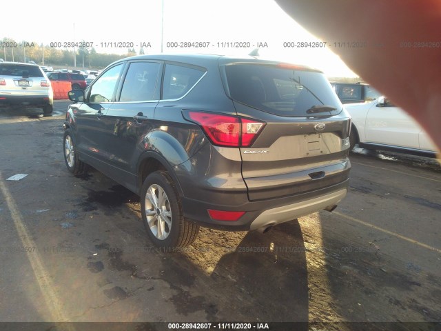 1FMCU9GD5KUC55734  ford escape 2019 IMG 2