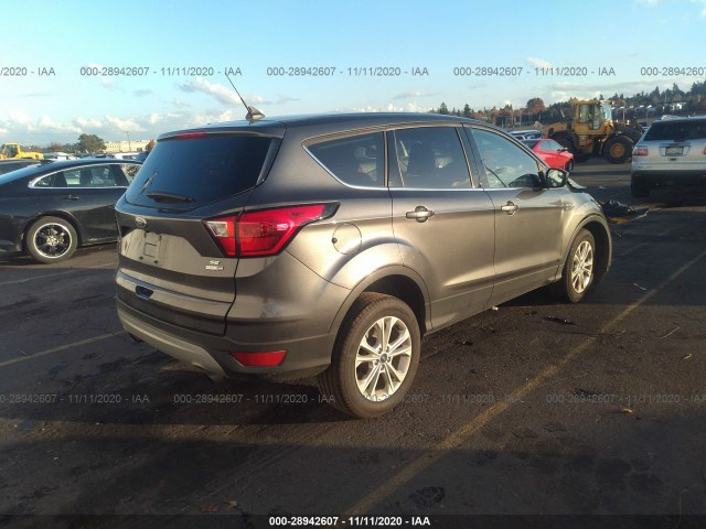 1FMCU9GD5KUC55734  ford escape 2019 IMG 3