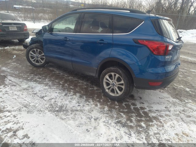 1FMCU9HDXKUB83802  ford escape 2019 IMG 2