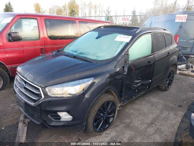 1FMCU9J90KUB72068  ford escape 2019 IMG 1