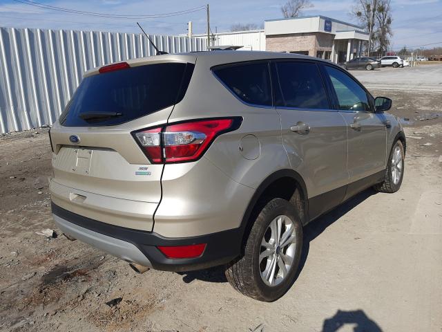 1FMCU0GD2HUD83210  ford escape se 2017 IMG 3